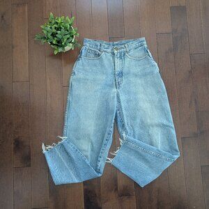 LIGHT WASH RAW CUT VINTAGE JEANS